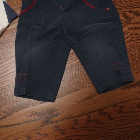 3/$20 Three Pcs 12-18 months - Picture 13 of 16